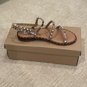 Steve Madden Sandals, Travel, Tan